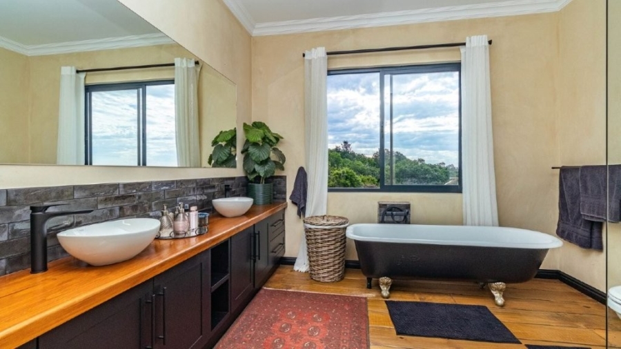 4 Bedroom Property for Sale in Hansmoeskraal A H Western Cape
